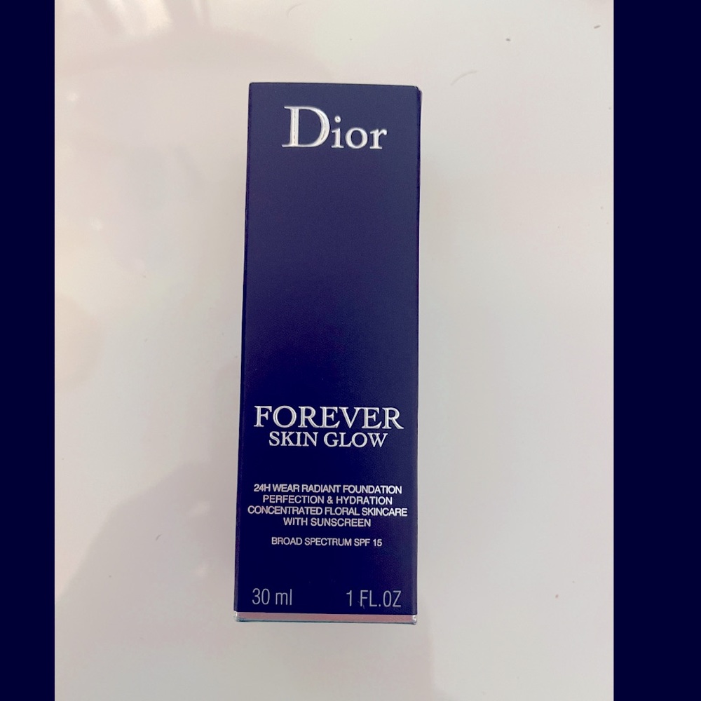 Dior Forever Skin Glow Foundation  Shade 2N